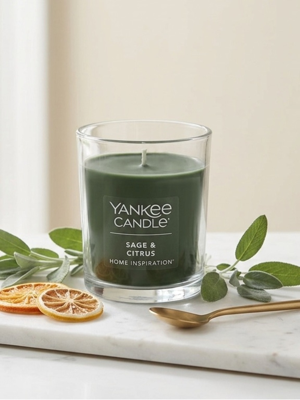 Yankee Candle Sage & Citrus in Deep Green